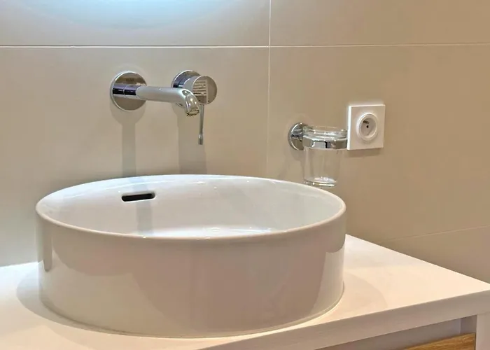 Апартаменти Grand Pin 77 *