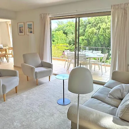 Grand Pin 77 Apartment