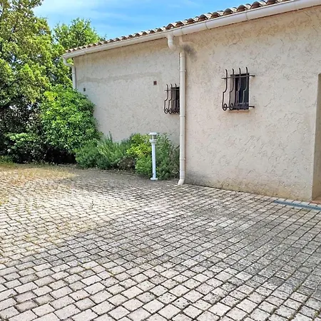 Grand Pin 77 아파트