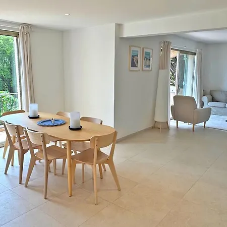 Grand Pin 77 Apartment